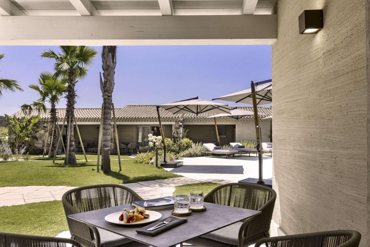 7Pines Resort Sardinia - A Destination By Hyatt Baja Sardinia Exteriör bild
