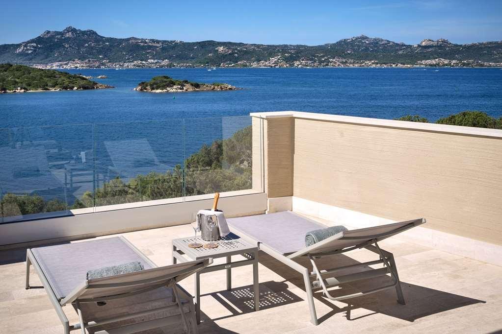 7Pines Resort Sardinia - A Destination By Hyatt Baja Sardinia Rum bild