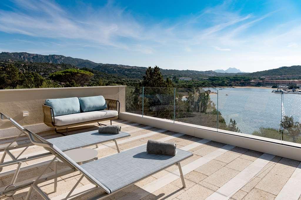 7Pines Resort Sardinia - A Destination By Hyatt Baja Sardinia Rum bild
