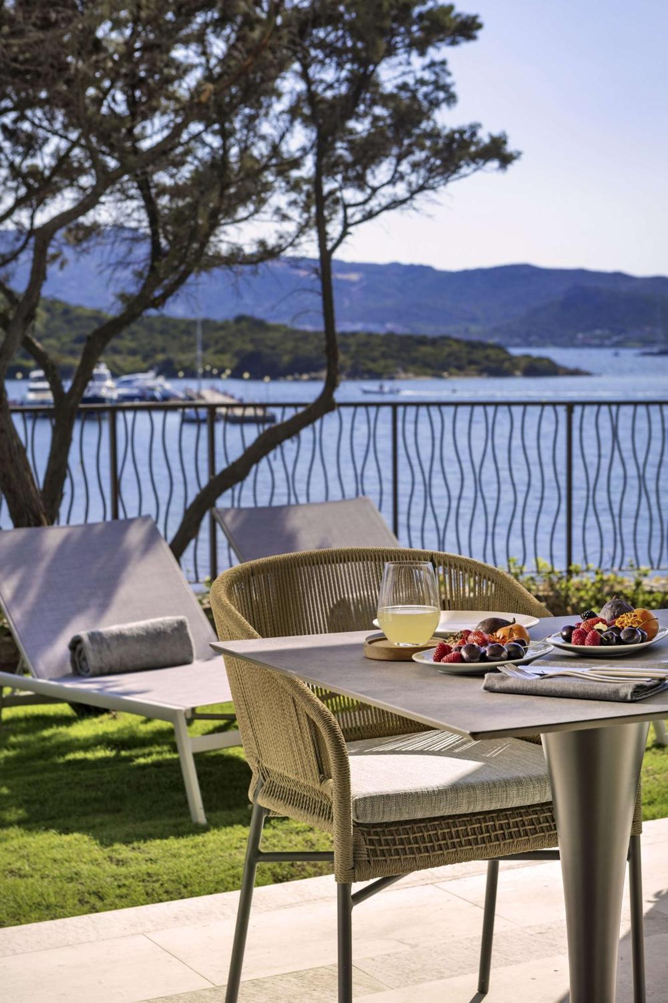 7Pines Resort Sardinia - A Destination By Hyatt Baja Sardinia Exteriör bild