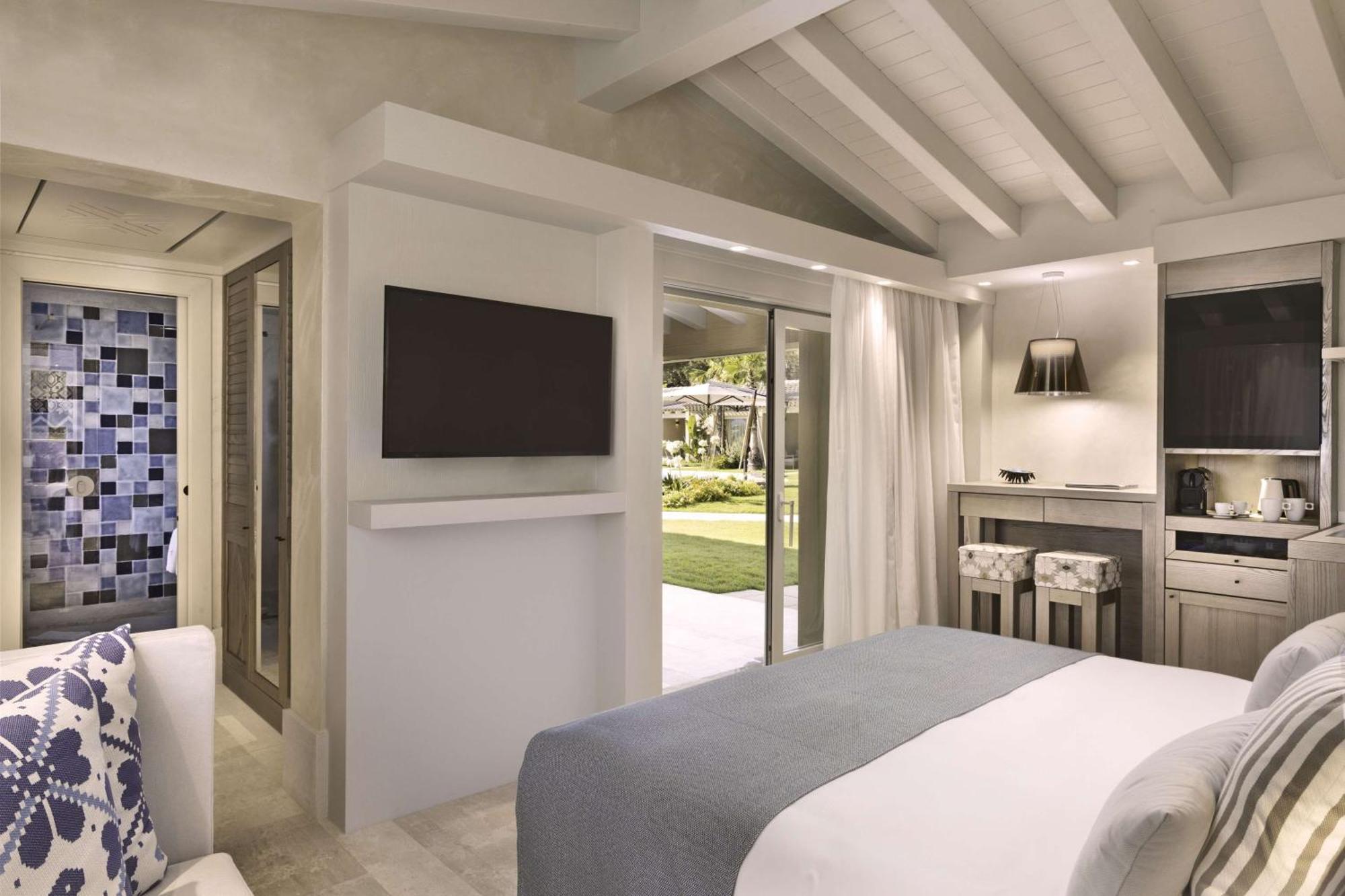 7Pines Resort Sardinia - A Destination By Hyatt Baja Sardinia Exteriör bild