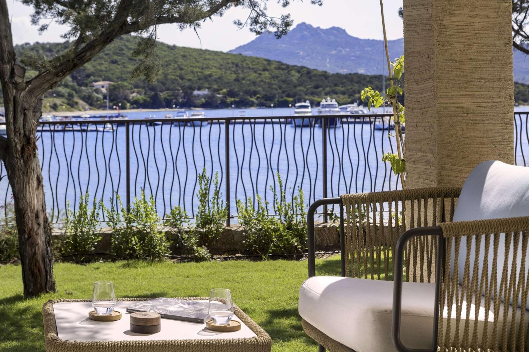 7Pines Resort Sardinia - A Destination By Hyatt Baja Sardinia Exteriör bild